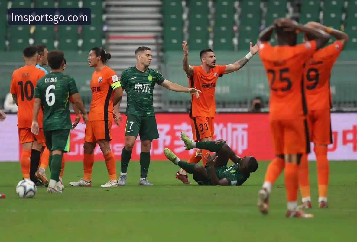 揭秘中超绝平大戏：云南玉昆3-3北京国安背后的战术博弈